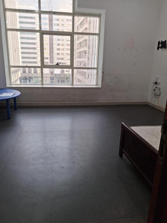 Heart of Abu Dhabi City - A City View Stay with Balcony Room - Chambres d'hôtes Abou Dabi