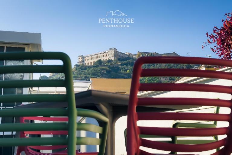 Penthouse Pignasecca - Design Suites - Ferienwohnung Neapel
