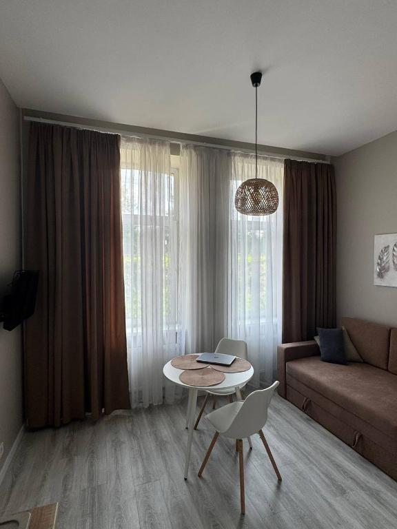Freedom Dolynsky Bright - B&B Leopoli