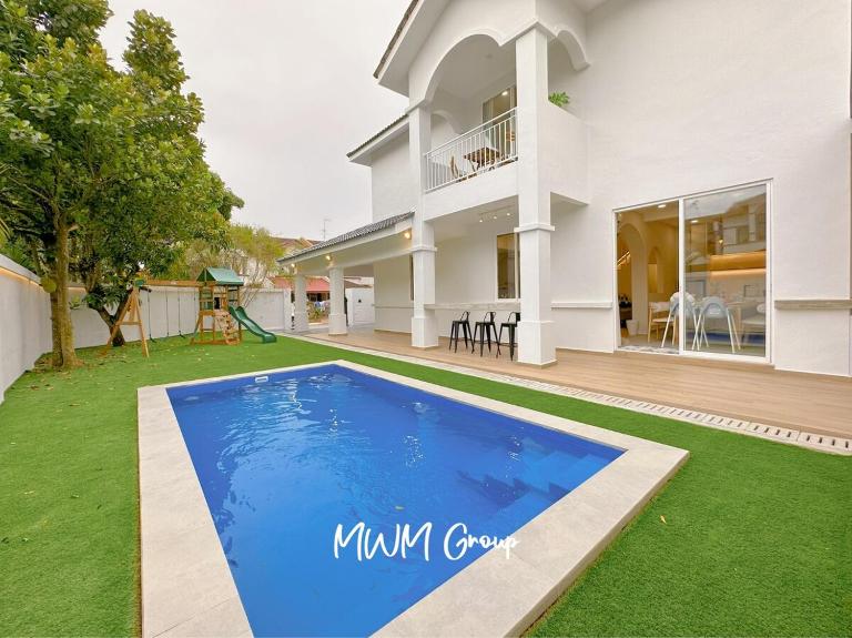 Bukit Indah Terrakids Amazing house with Pool near Legoland - Chambres d'hôtes Johor Bahru