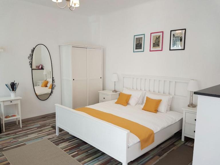 FLH - Studio Mai cu aroma de cafea si ceai - B&B Sibiu