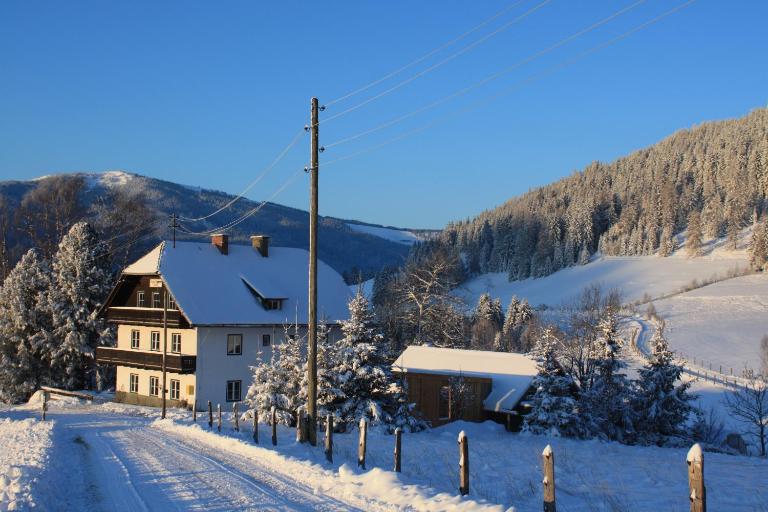 Pension Fernsicht - B&B Außerteuchen
