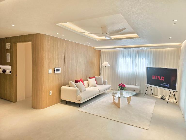 The Gangnam Private Stay, "Premium 3-Room Suite", "5 min to Gangnam Station" - B&B Seul