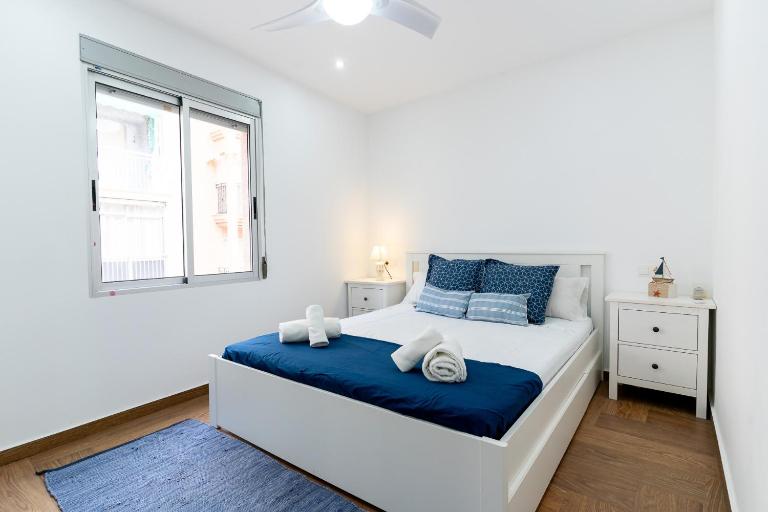 rentafive - Centro - Playa - Ascensor - Bed and Breakfast Santa Pola