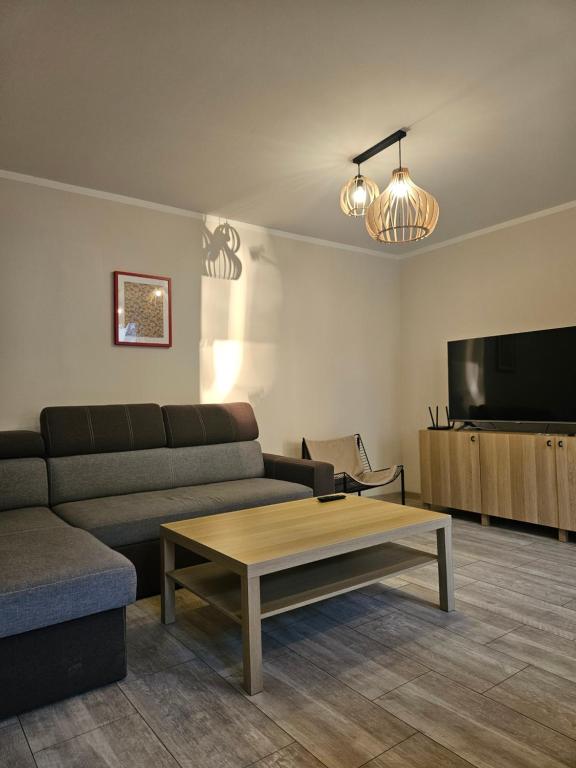 Apartamenty KDN Metalowców - B&B Świętochłowice
