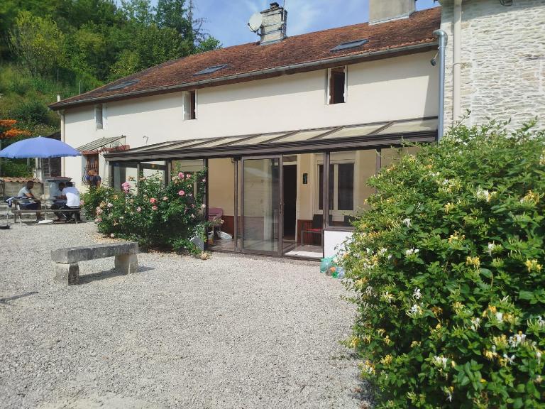 Gîte Chez Albertine - B&B Spoy