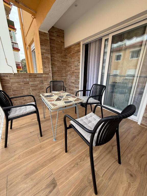 Literato Alicante - Bed and Breakfast Alicante