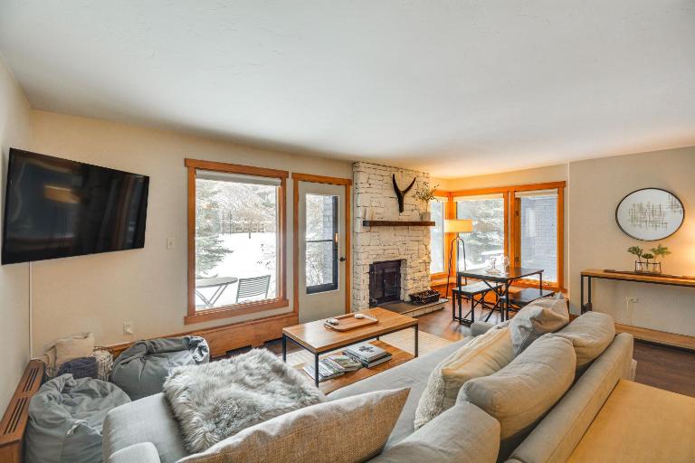 Patio & Grill! Ski Condo Near Beaver Creek - B&B Avon
