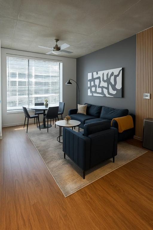 Birmingham Stay 2BR with Rooftop Amenities - Chambres d'hôtes Birmingham