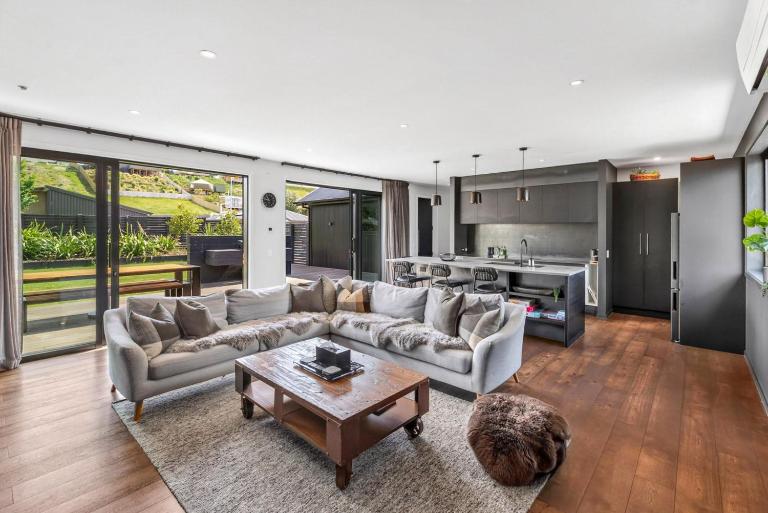 Luxury Hāwea, Alfresco Retreat, Sleeps 6 - B&B Lake Hawea