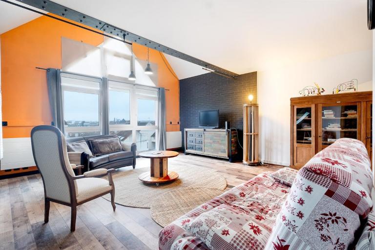 Idéal Famille Les Nymphéas 3 min Gare, Netflix - B&B Melun