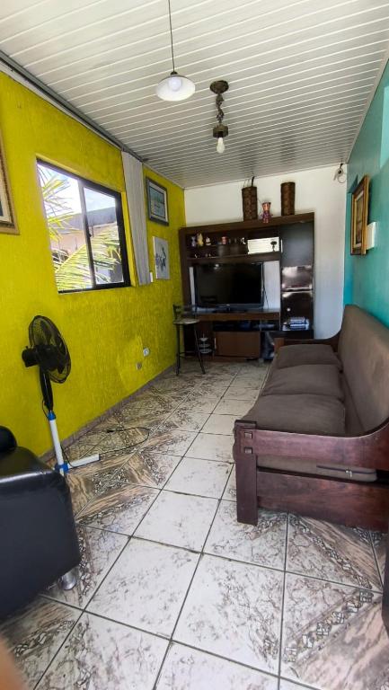 Sobrado há 7 quadras da praia - B&B Matinhos