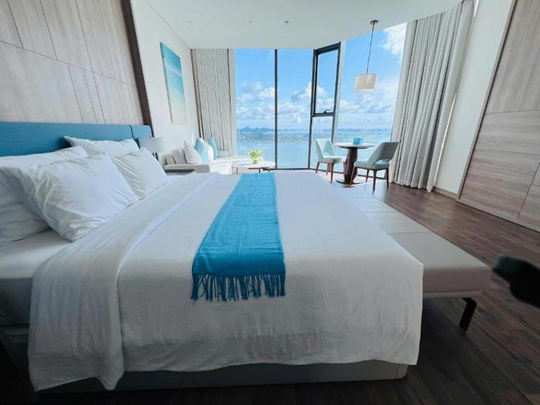 A LA CARTE Hạ Long Bay View biển tầng cao - B&B Hạ Long
