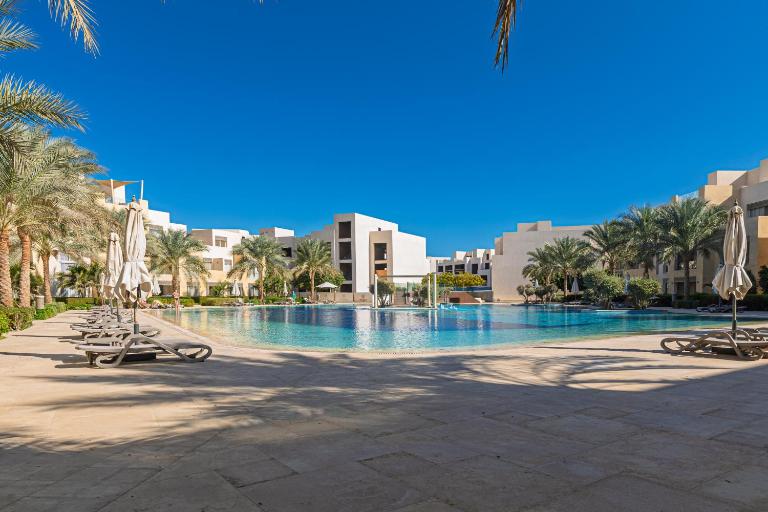 Cozy 1BR Apartment in Mangroovy with pool - B&B Hurghada