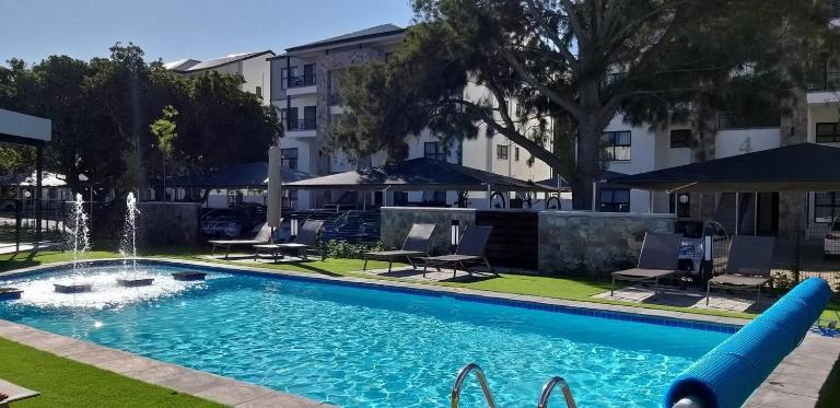 The Jade, Somerset West - Bed and Breakfast Strand