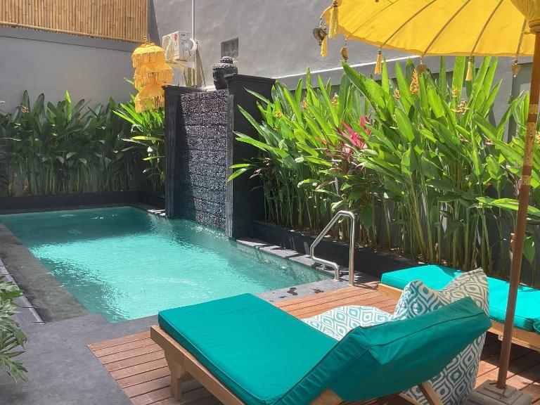 Villa Solas Legian - B&B Legian