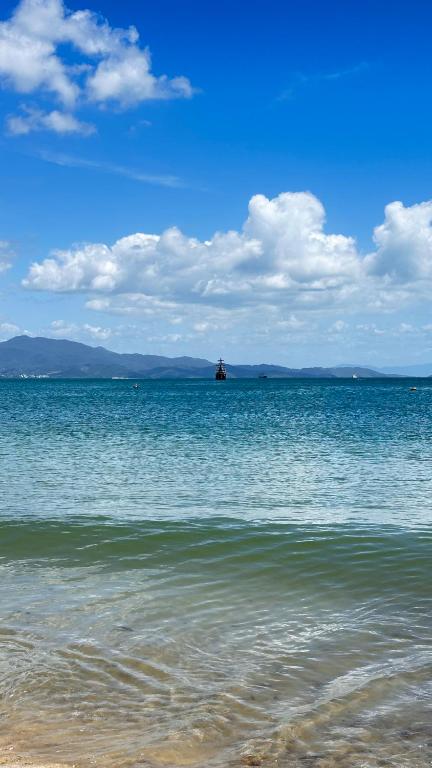 Apartamento 3 quartos à 50 metros do mar da Cachoeira Norte da Ilha - Ferienwohnung Florianópolis