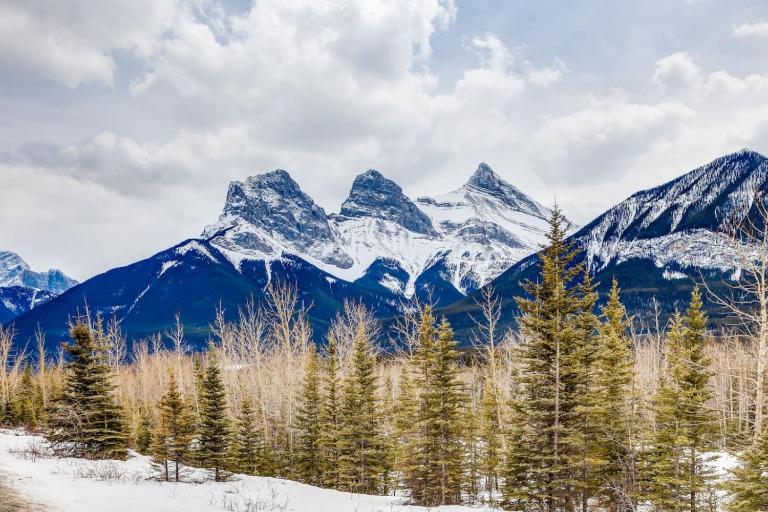 Cozy getaway for exploring Canmore and Banff - B&B Canmore
