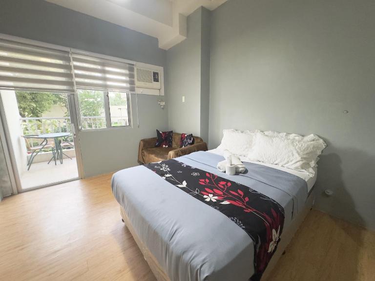 Apartment with Balcony - B&B Cebu City