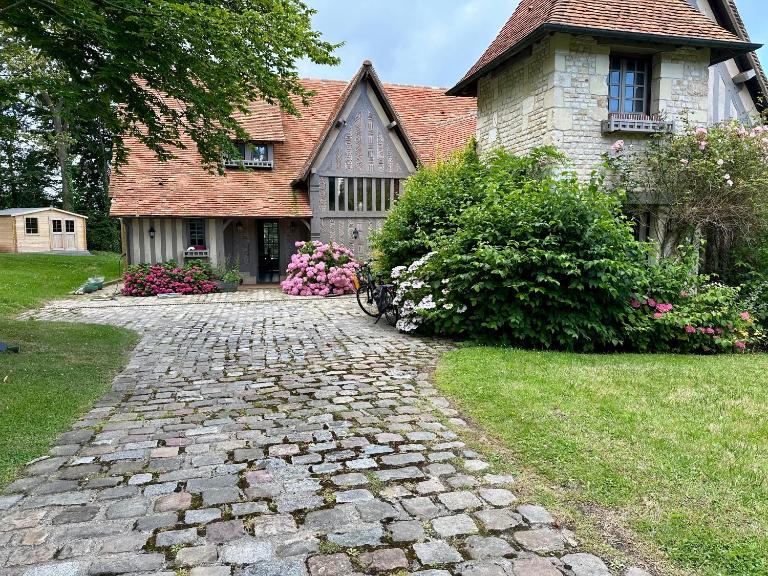 Villa Elysia YourHostHelper - B&B Touques