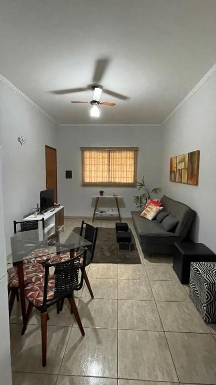 Casa Gêmeas 1 - Bed and Breakfast Andradina