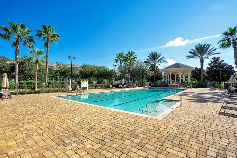 Bright Reunion Villa Near Disney - Bed and Breakfast Kissimmee