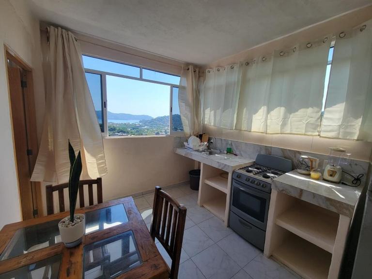 Cozy apartment with ocean view - Ferienwohnung Ixtapa-Zihuatanejo