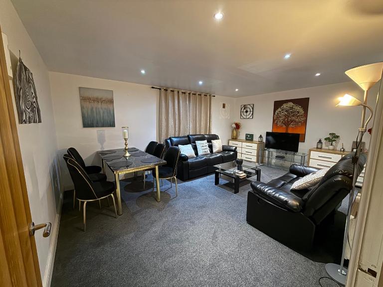 Guildford Court Apartment in Colchester - B&B Colchester