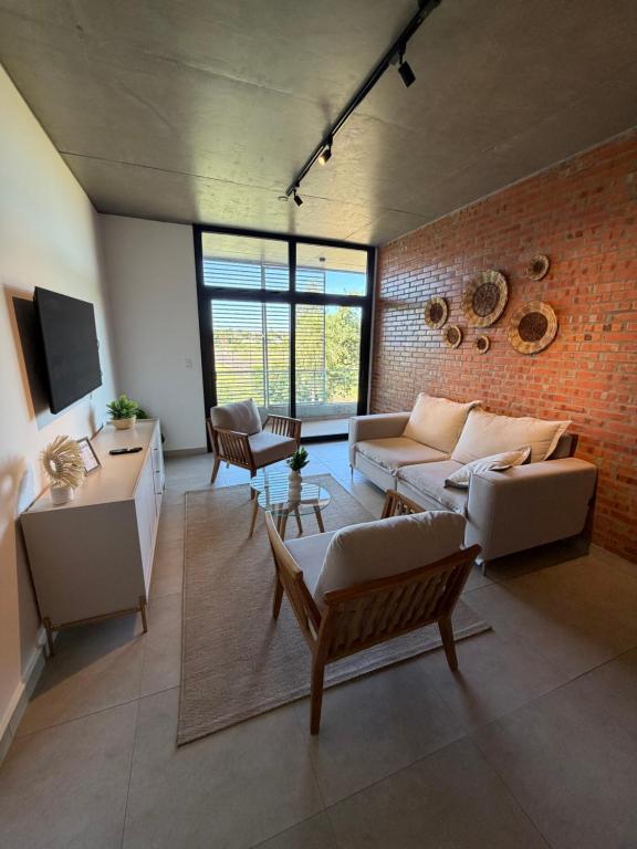 Bello departamento en Encarnación de 2 Habitaciones con Parking! - Chambres d'hôtes Encarnación