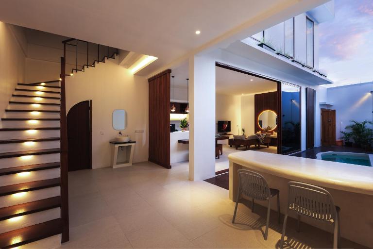 EON House in South Kuta - 8min Melasti Beach - B&B Uluwatu