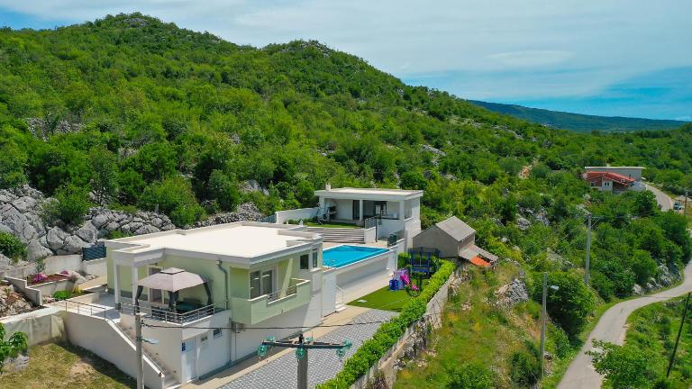 Villa Rusula -Makarska by Villas Guide - Chambres d'hôtes Zagvozd