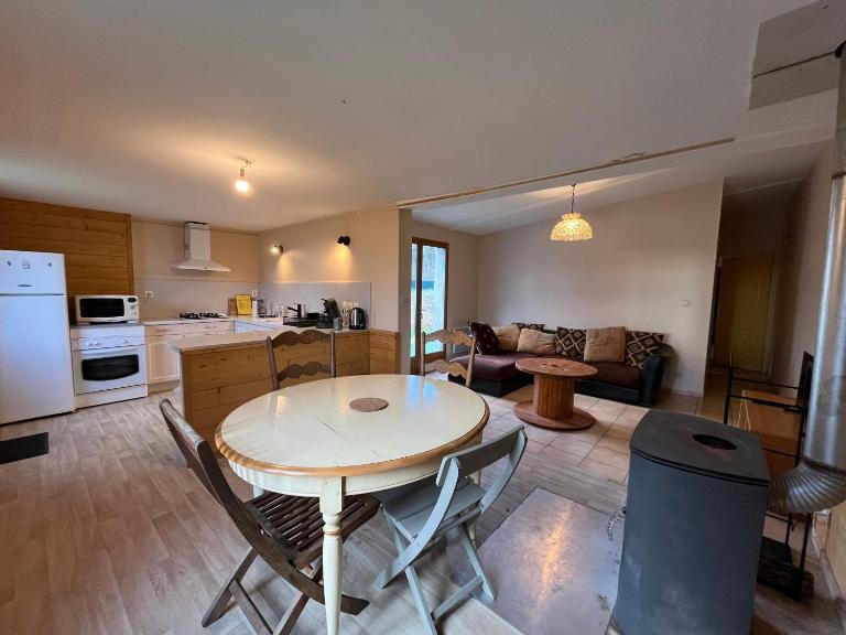 Maison du verger idéal pour famille ou ami & séjour pro - B&B La Rochefoulques