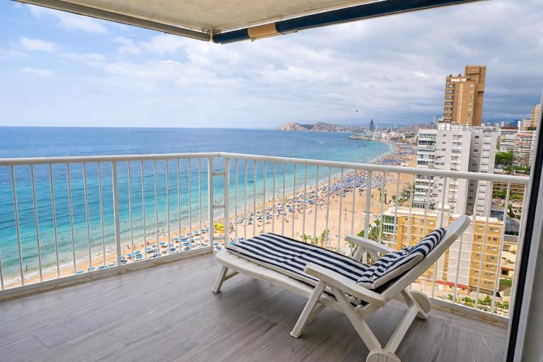 Stunning Sea View Beachfront 3BR Yago Tower - Chambres d'hôtes Benidorm