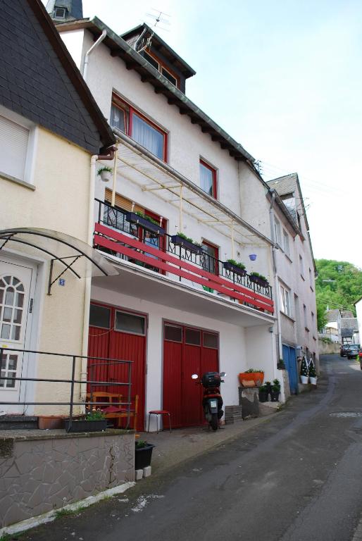 Ferienwohnung In der Kehr - B&B Briedel