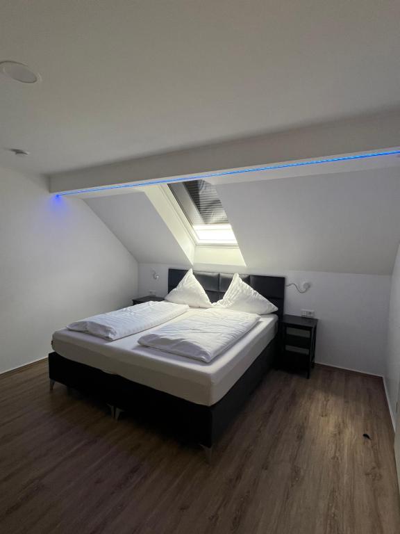 Pension Zwei A Altstadt - Chambres d'hôtes Leverkusen