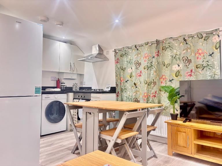 Bright Cozy 2 bedroom Apartment in Oxford - B&B Oxford