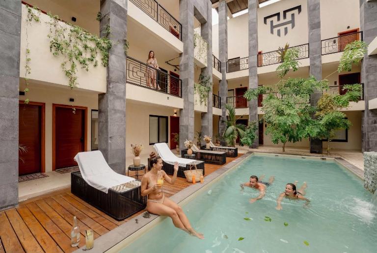 Talulah Living 3BR Apt - Private & Shared Pool - B&B Tulum