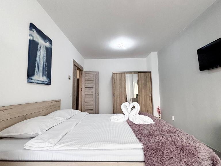 Soft Landing - Close to Airport with Free Parking - Ferienwohnung Klausenburg