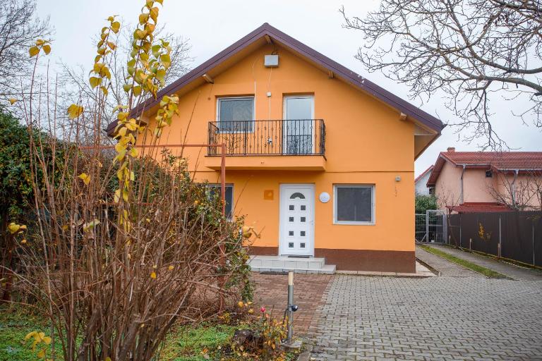 Casa Andrea - B&B Otopeni