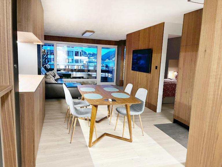 Mountain Loft - DuLac 33 - B&B St. Moritz
