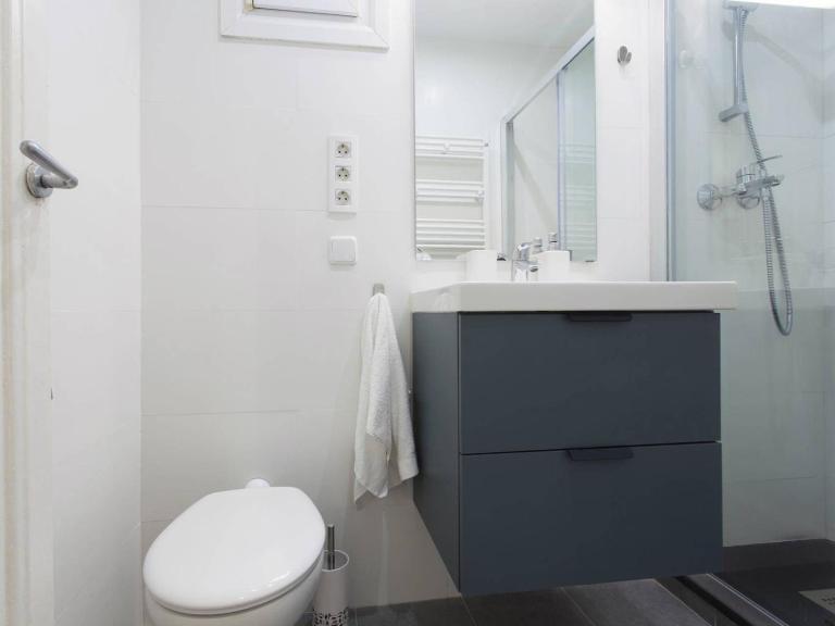 52ROC1069 - New 2BR Flat near Plaza Espana - Chambres d'hôtes Barcelone