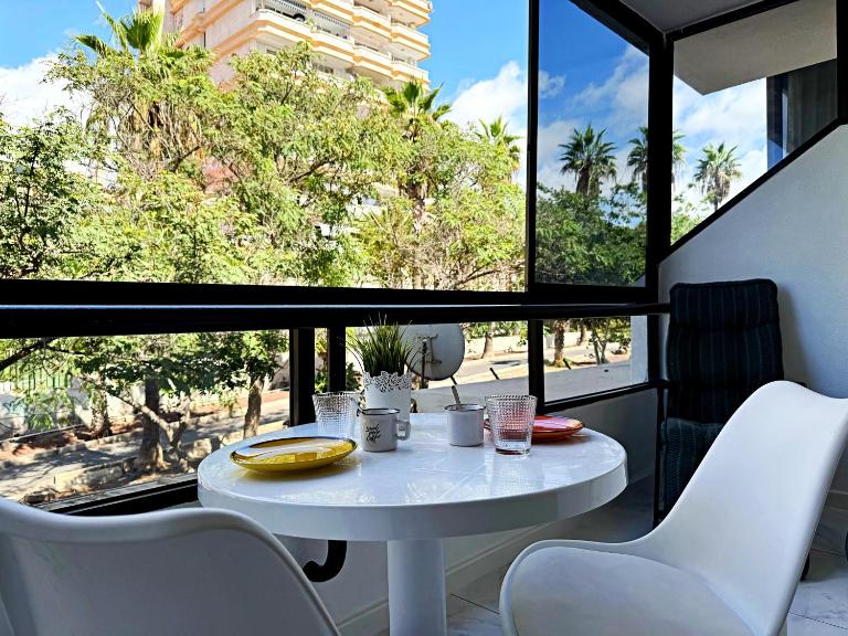 Las Americas 600 metres from the beach with 2 bedrooms and 2 bathrooms - B&B Playa de las Américas