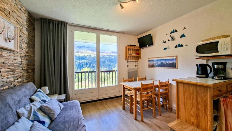Résidence Sagittaire - Studio entièrement rénové avec cabine · Centre station · Balcon MAE-7390 - Bed and Breakfast Flaine