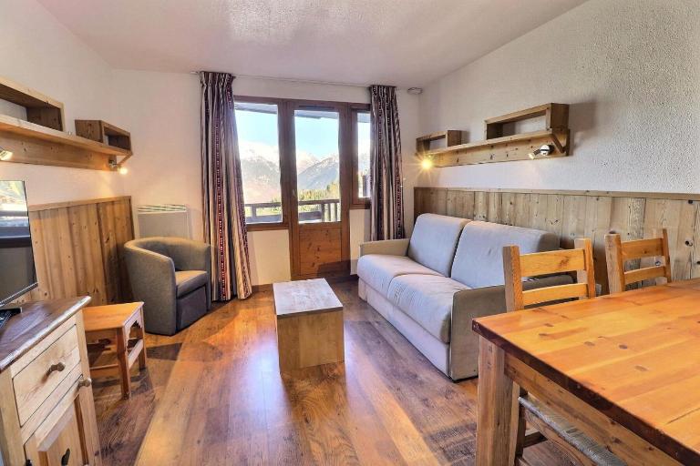 Résidence Grand Bois A - CONFORTABLE 2 PIECES, SKIS AUX PIEDS ET PROCHE DES COMMERCES MAE-2054 - Bed and Breakfast La Tania