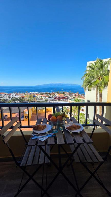 Studio 13 - Ocean views by Diamanteholidays - B&B Puerto de Santiago