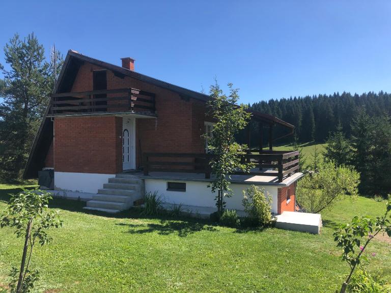 Mountain resort house - Planinska vikendica - B&B Han Pijesak