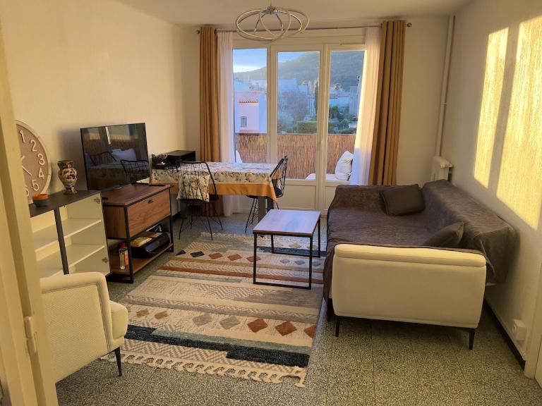Calme, parking ferme, cuisine équipée, CosyT2 44m2 - B&B La Valette-du-Var