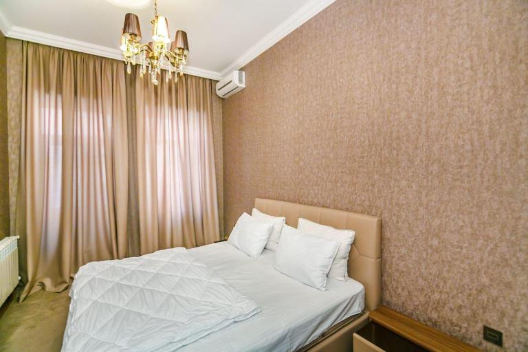 Nice apartment FORMULA 1 VIEW - Bed and Breakfast Bakoe