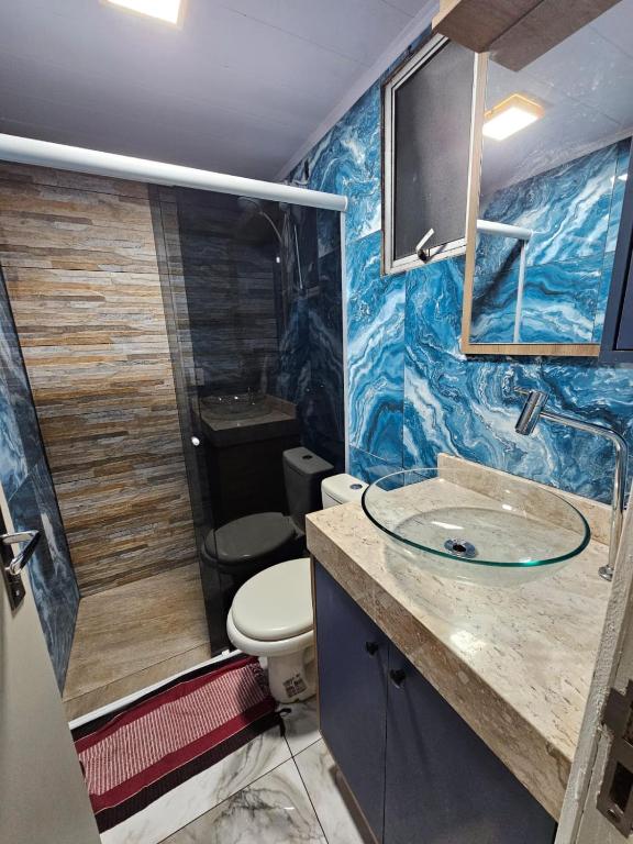 H 432 Apartamento mobiliado 02 quartos com estacionamento - B&B São Borja