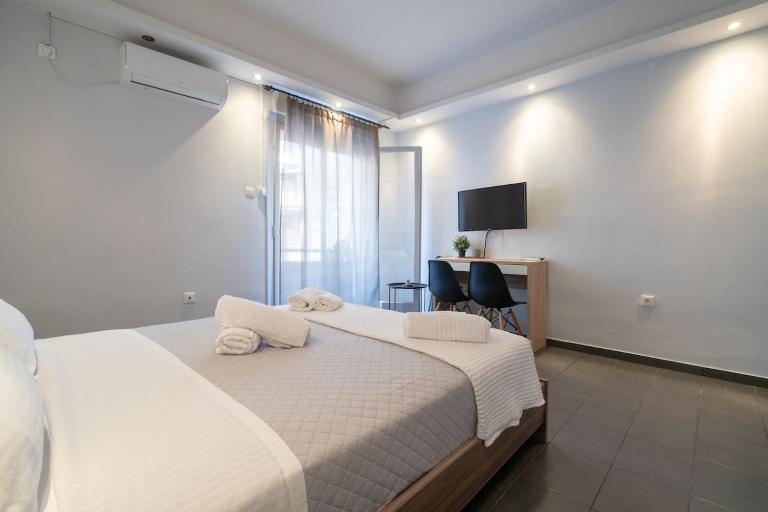 Kastella Sea Breeze Studio by ΜΡS - Bed and Breakfast Piraeus
